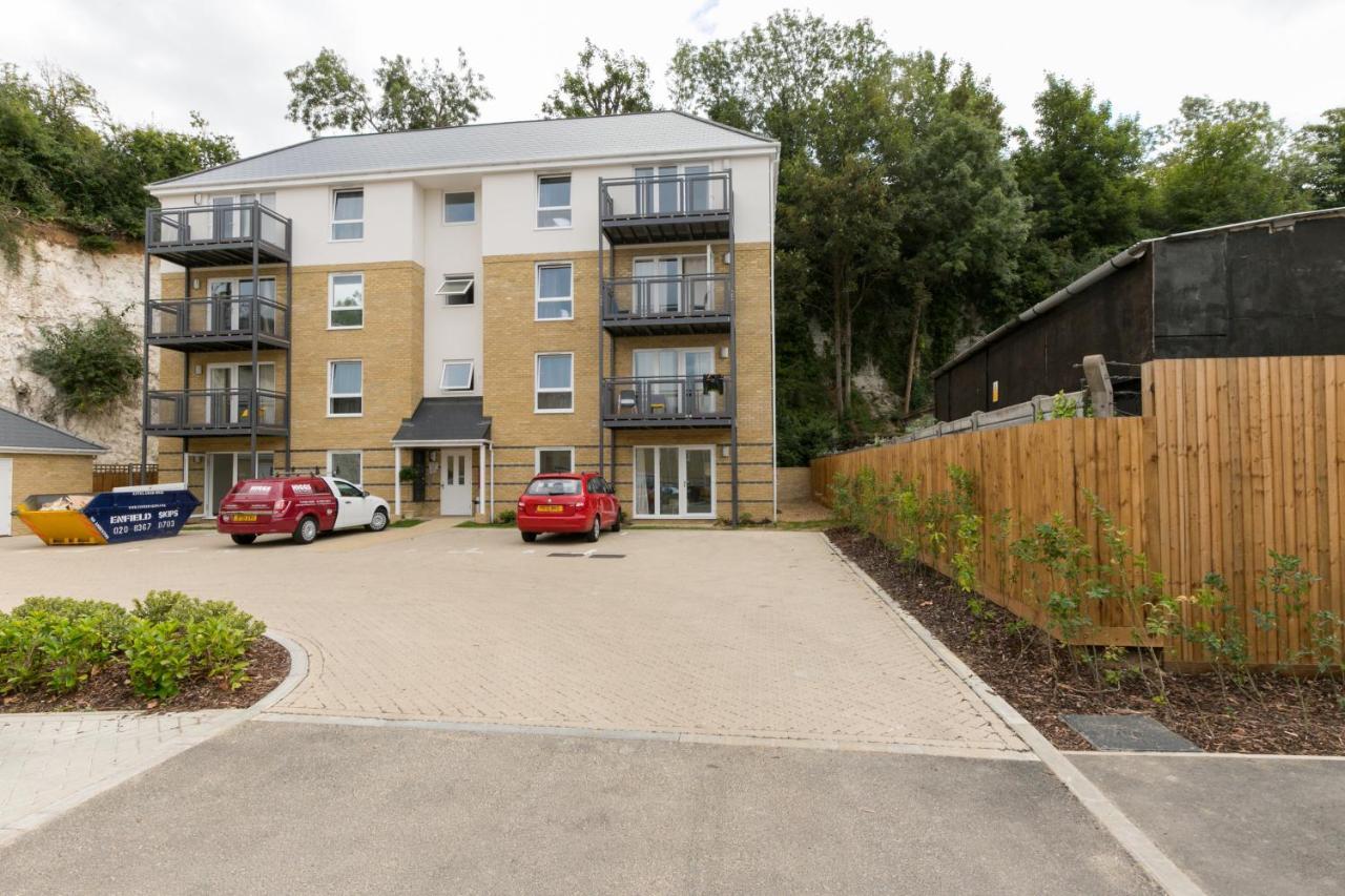 Hertford Serviced Apartments Веар Екстер'єр фото