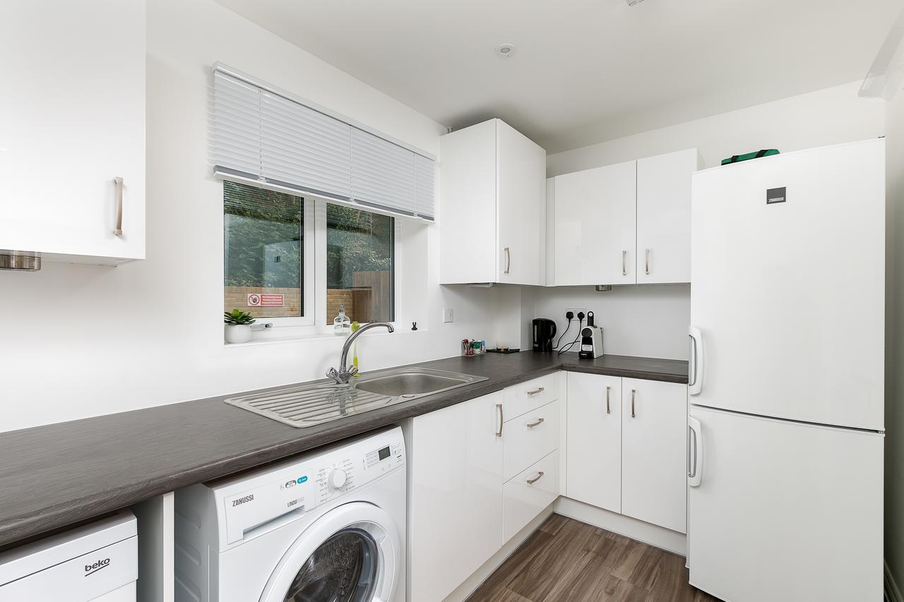 Hertford Serviced Apartments Веар Екстер'єр фото
