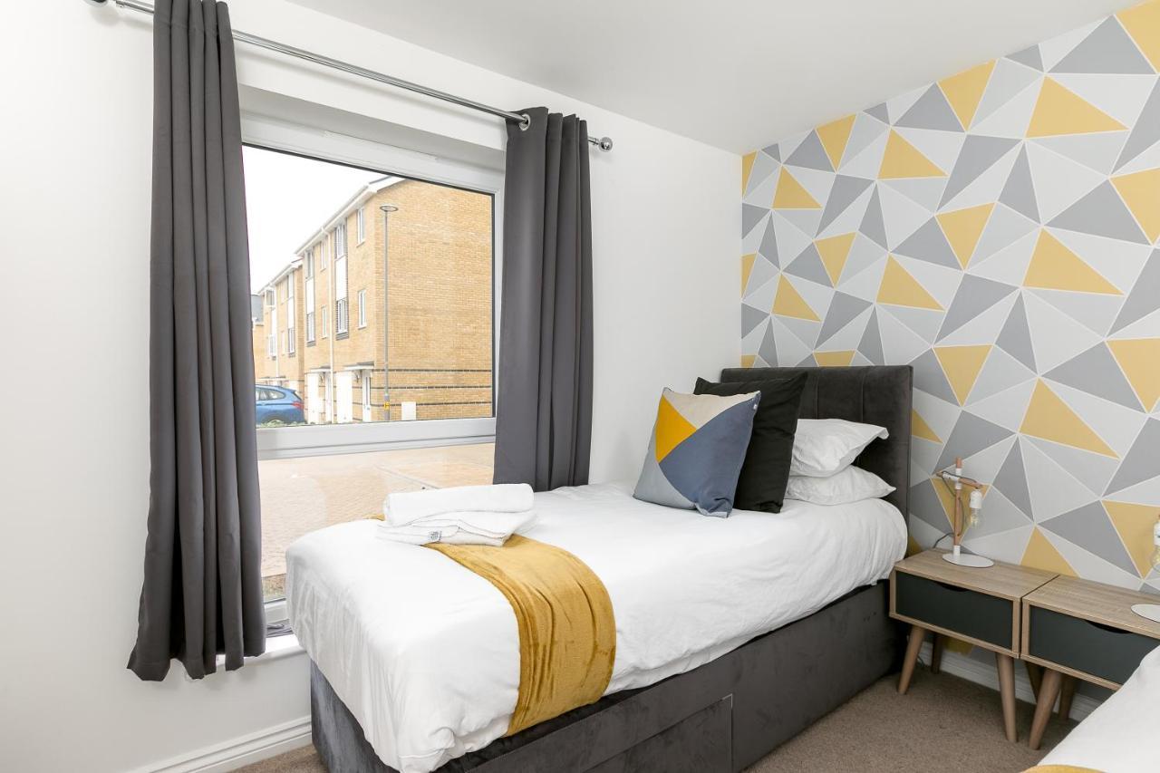 Hertford Serviced Apartments Веар Екстер'єр фото