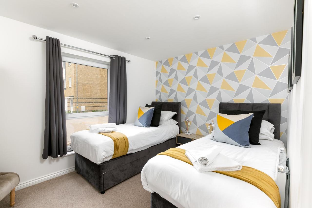 Hertford Serviced Apartments Веар Екстер'єр фото