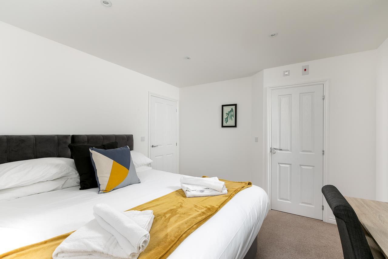 Hertford Serviced Apartments Веар Екстер'єр фото